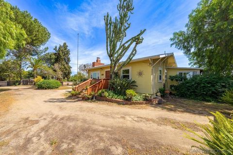Photo of 2332 Golden Avenue Ave, Lemon Grove, CA 91945 (MLS # 260007676SD)