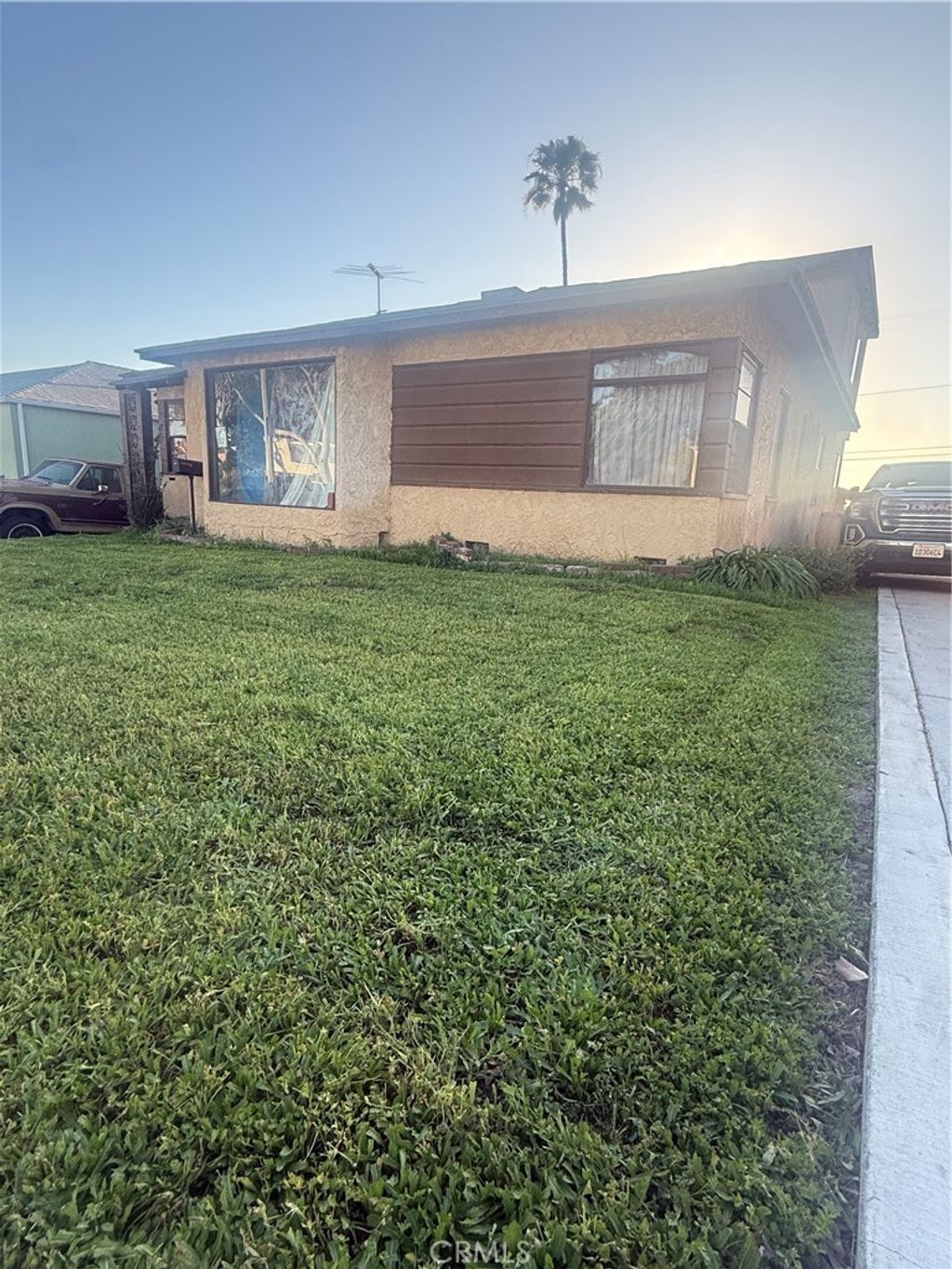 Photo of 8315 West Blvd Blvd, Inglewood, CA 90305 (MLS # SB26056930)