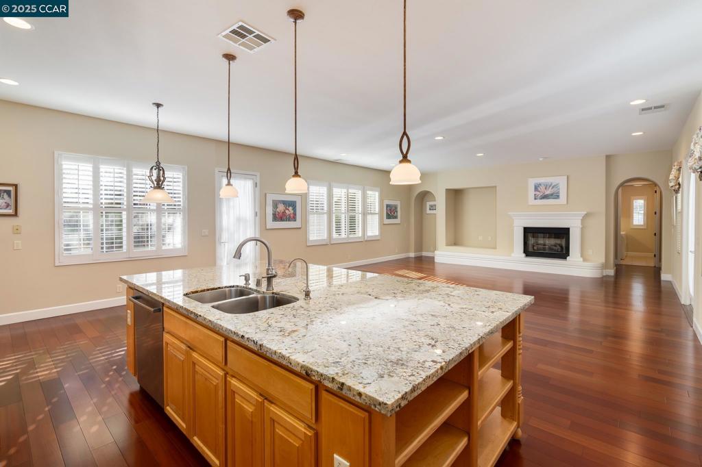 GALE RANCH - Residential Lease