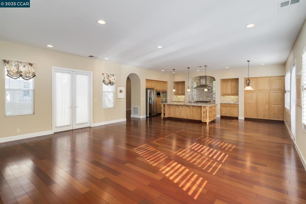 GALE RANCH - Residential Lease