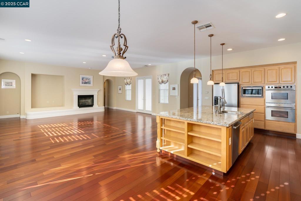 GALE RANCH - Residential Lease