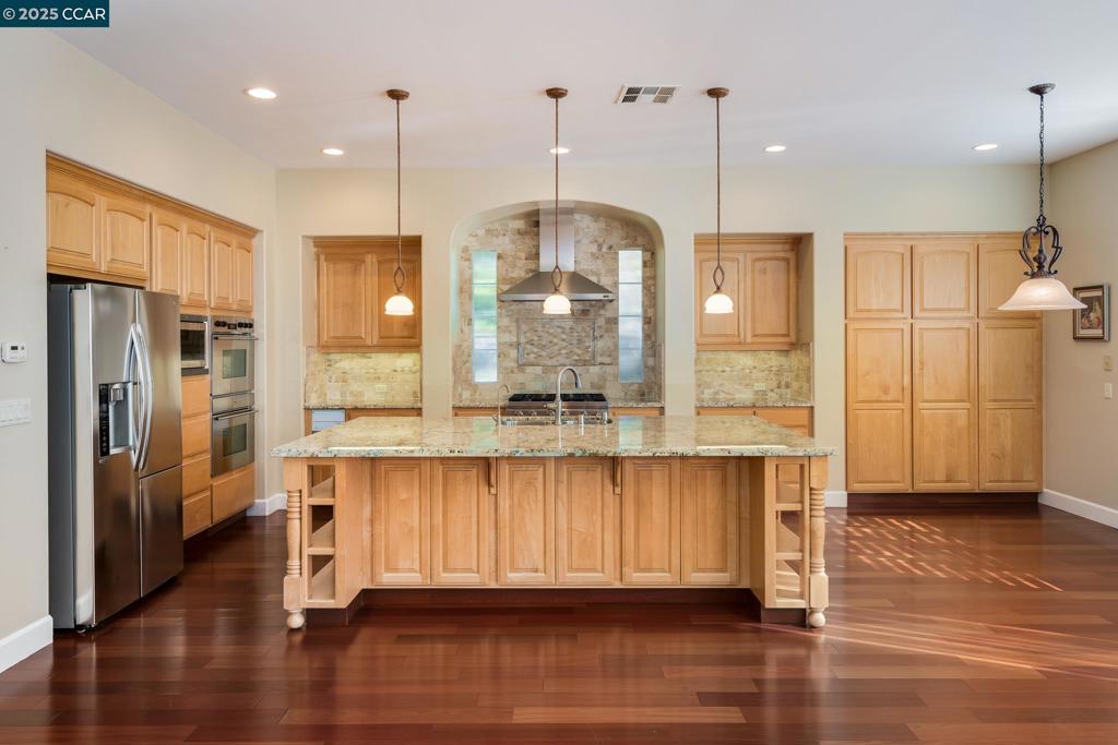 GALE RANCH - Residential Lease