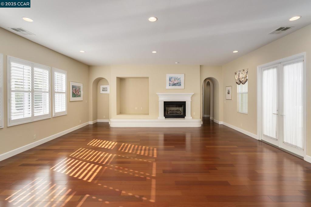 GALE RANCH - Residential Lease