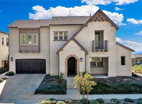 Photo of 700 E Camellia Way, Azusa, CA 91702 (MLS # AR26082315)