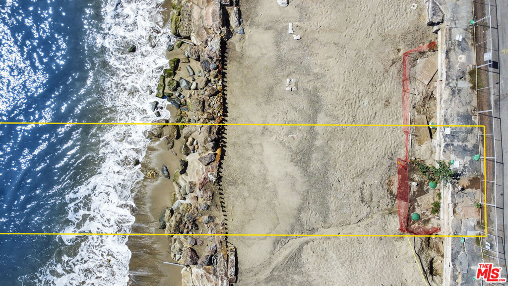 20604 Pacific Coast Highway