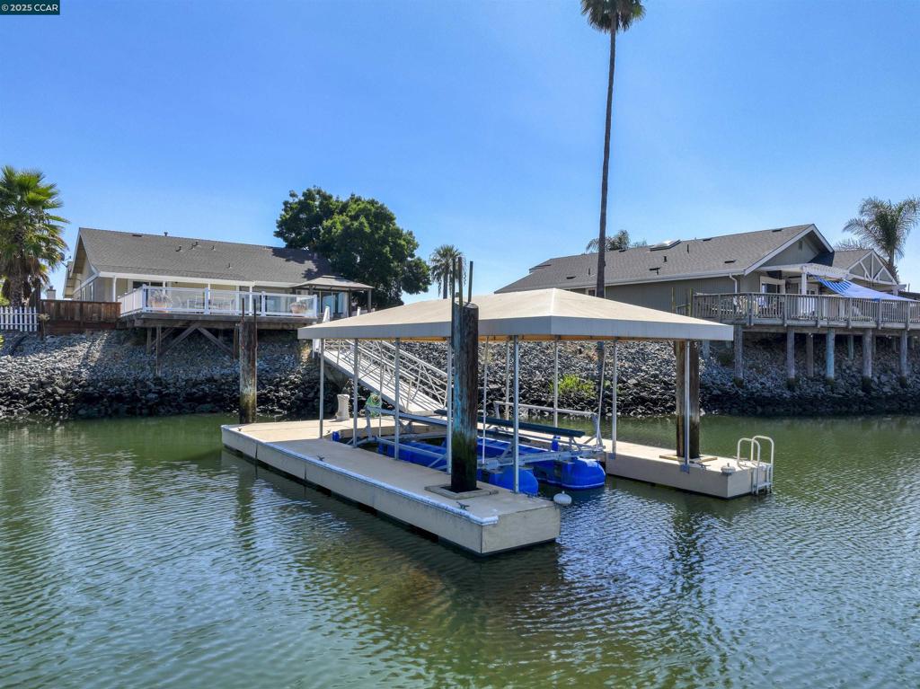 DELTA WATERFRONT ACCESS - Residential