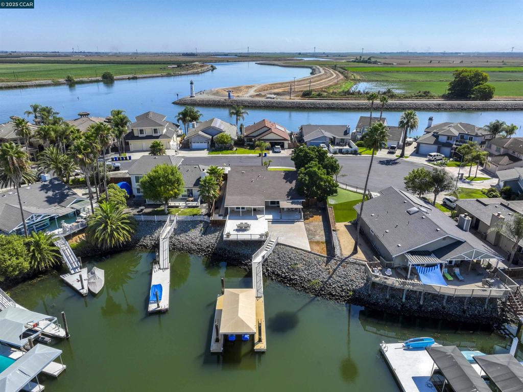 DELTA WATERFRONT ACCESS - Residential