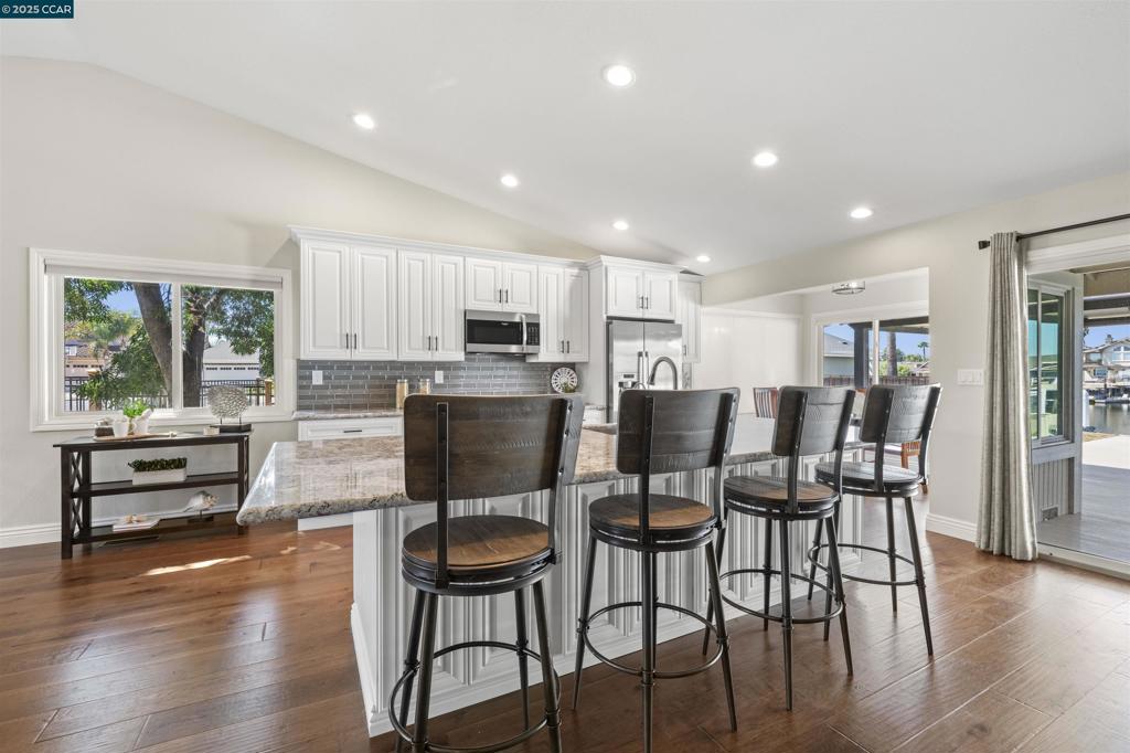 DELTA WATERFRONT ACCESS - Residential