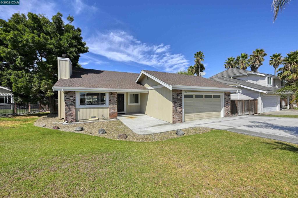 DELTA WATERFRONT ACCESS - Residential