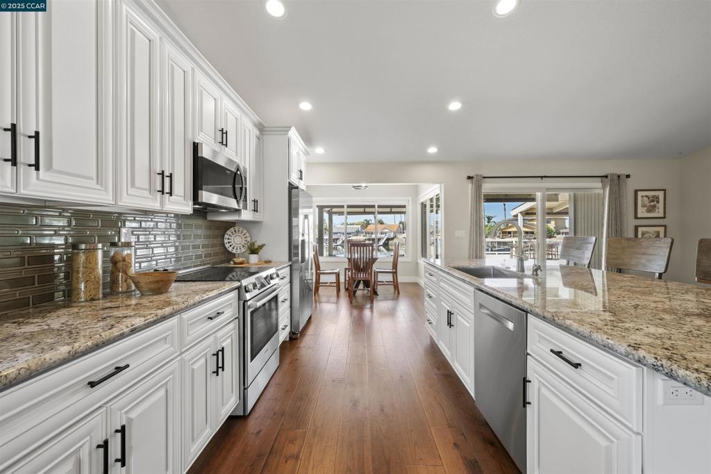 DELTA WATERFRONT ACCESS - Residential