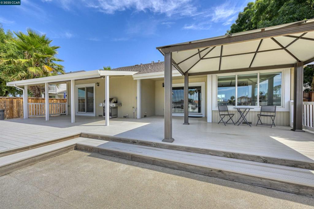 DELTA WATERFRONT ACCESS - Residential