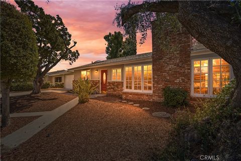 Photo of 1534 Wallace Street, Simi Valley, CA 93065 (MLS # SR26076467)