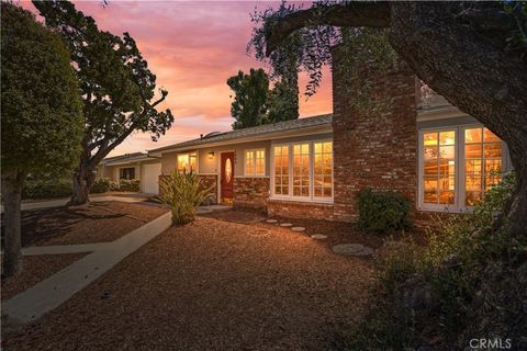 Photo of 1534 Wallace Street, Simi Valley, CA 93065 (MLS # SR26076467)
