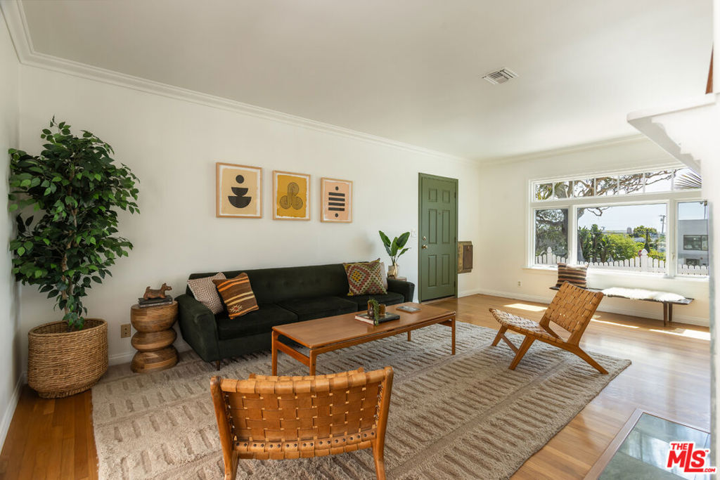1402 Prospect Avenue