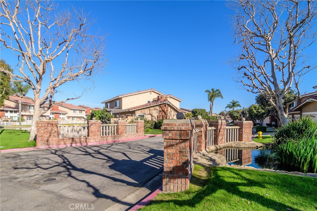 7802 Bayport Drive 28