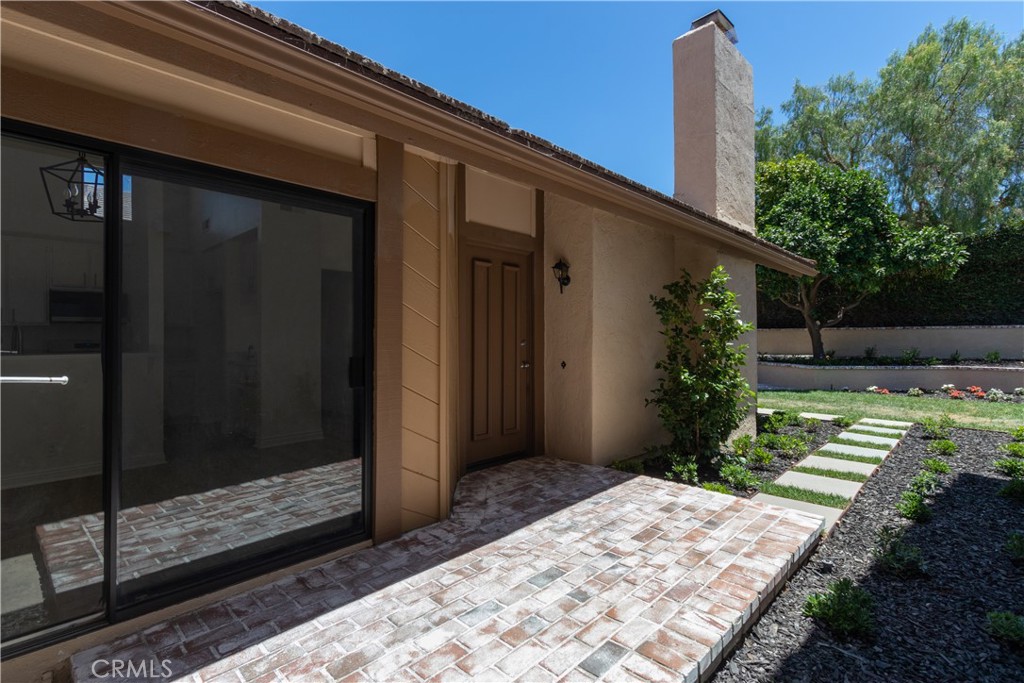 18 W Lucero, Irvine CA 92620 - Photo 8