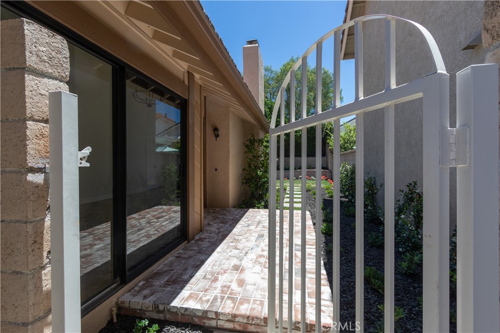18 W Lucero, Irvine CA 92620 - Photo 7
