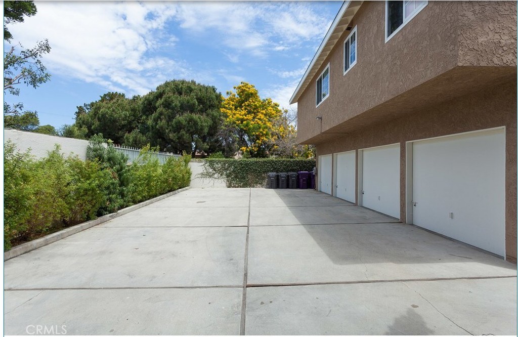 Eastside (ES) - Residential Income