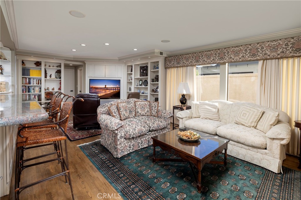 Humboldt Island (HHUM) - Residential