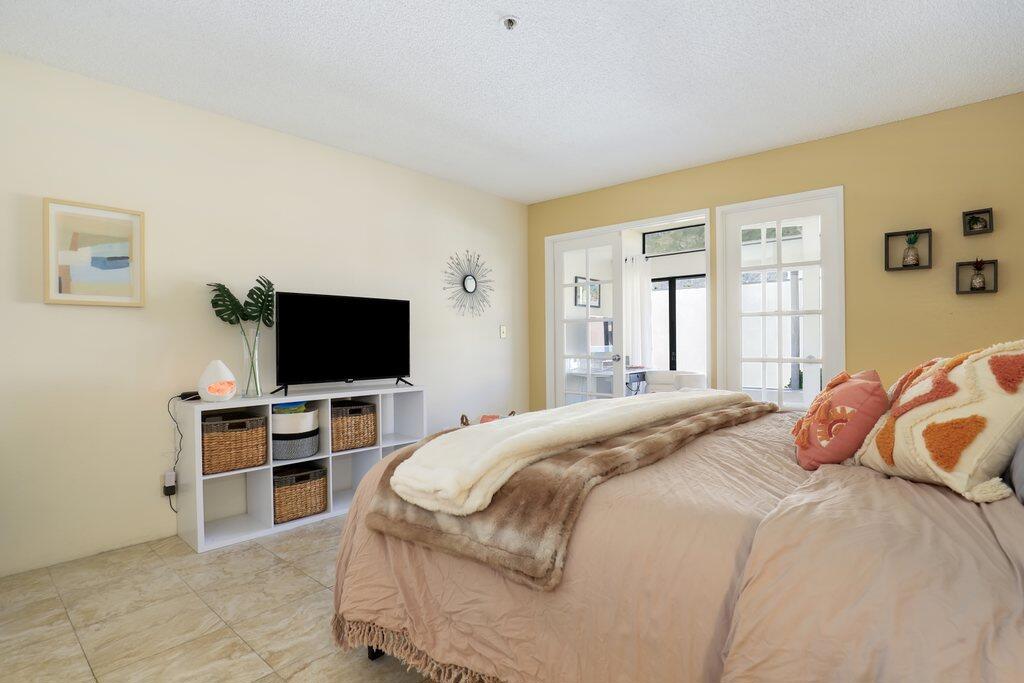 Village Racquet Club - Residential