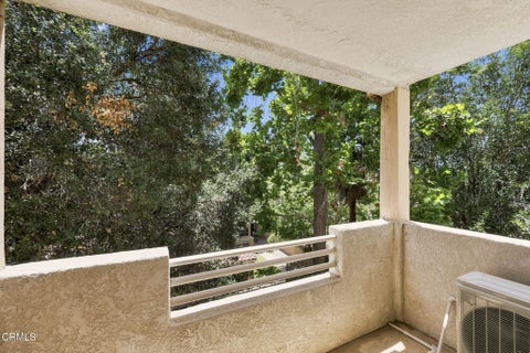 Tiny photo for 2533 Antonio Drive #101, Camarillo, CA 93010 (MLS # V1-37742)