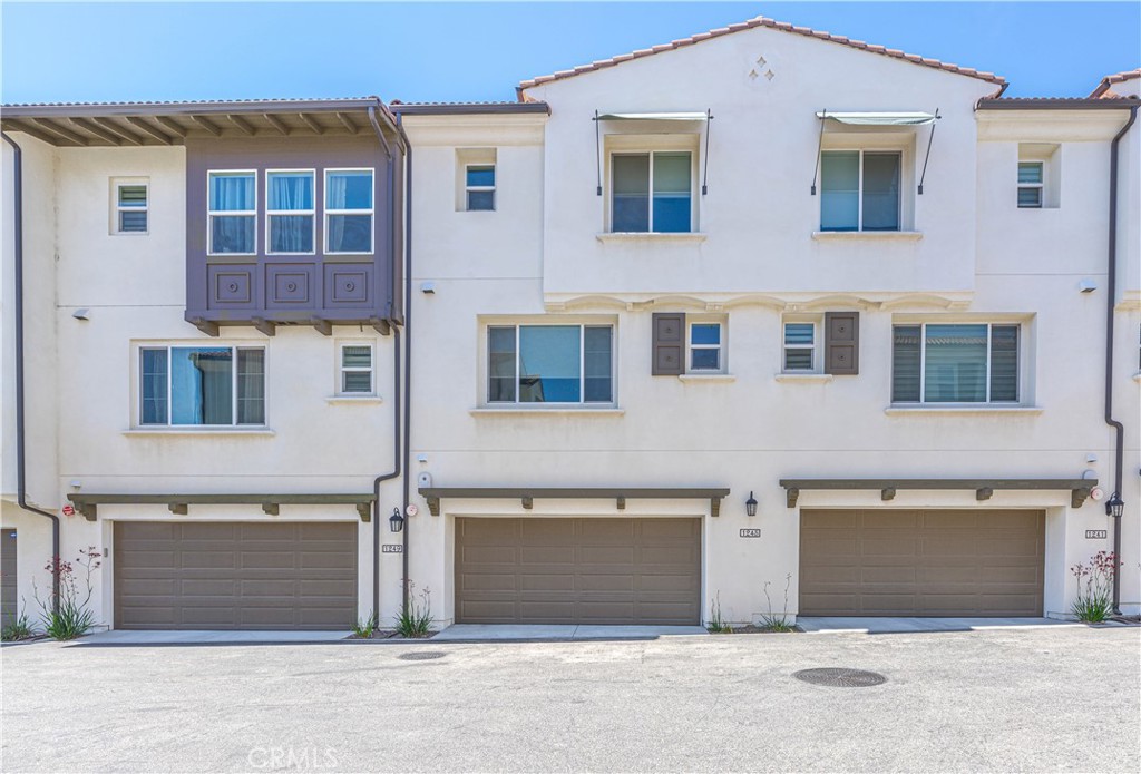 1245 Oliva Court