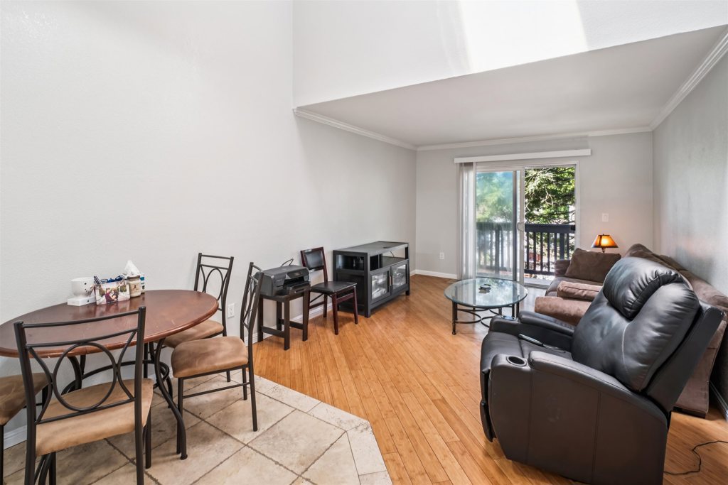 3839 Vineyard Ave 45