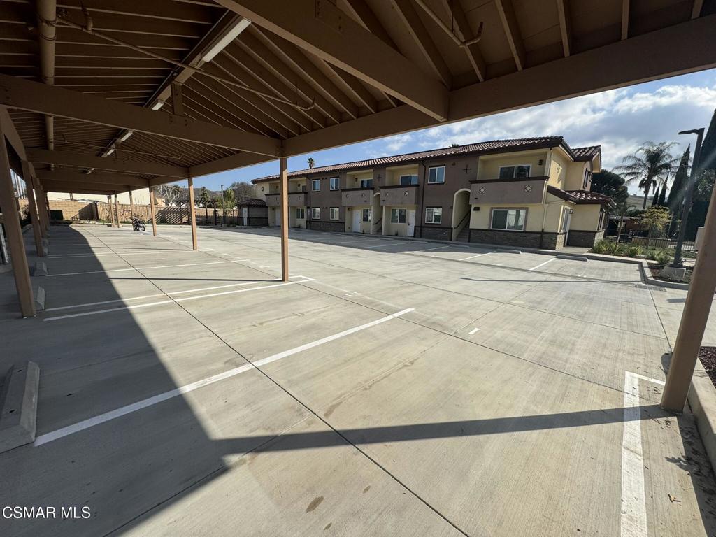 Properties 1 1850 Buyers Street 202
