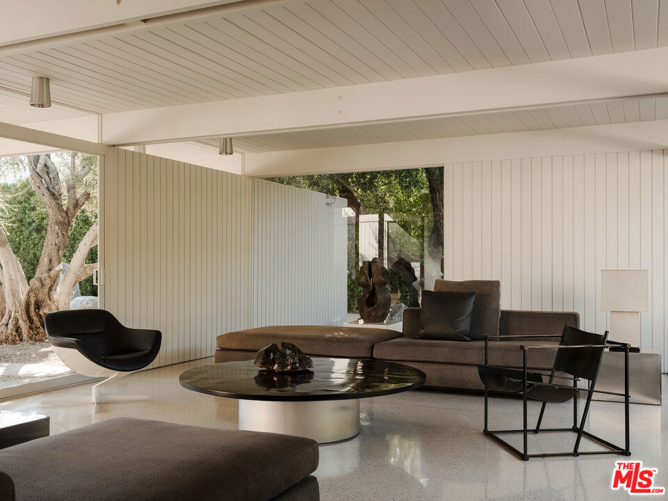 Movie Colony East - Residential