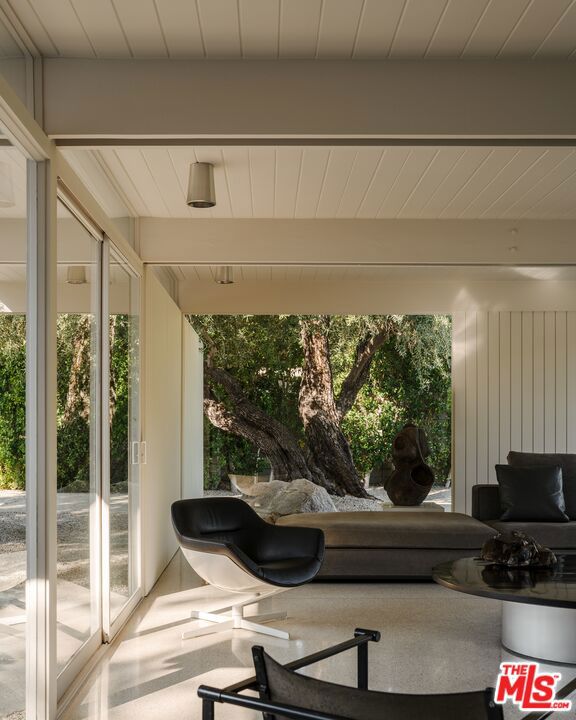 Movie Colony East - Residential