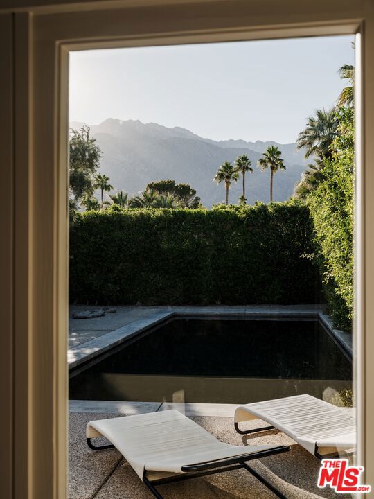 Movie Colony East - Residential