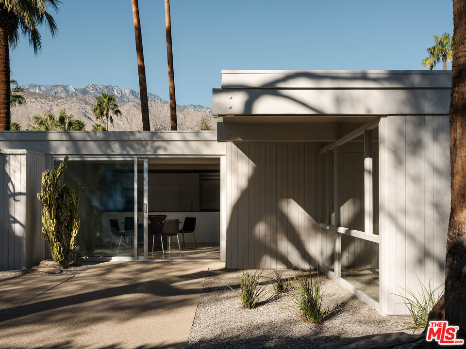 Movie Colony East - Residential