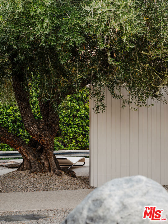 Movie Colony East - Residential