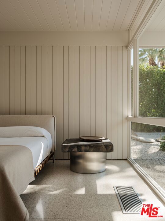 Movie Colony East - Residential