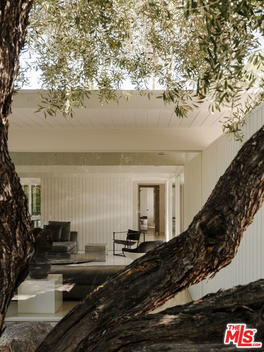 Movie Colony East - Residential