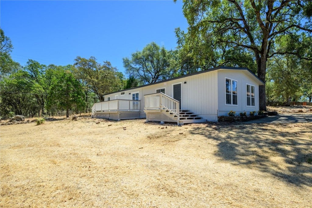 6821 Woodstock