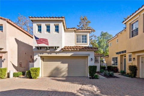 Photo of 230 Las Flores, Aliso Viejo, CA 92656 (MLS # OC26223271)