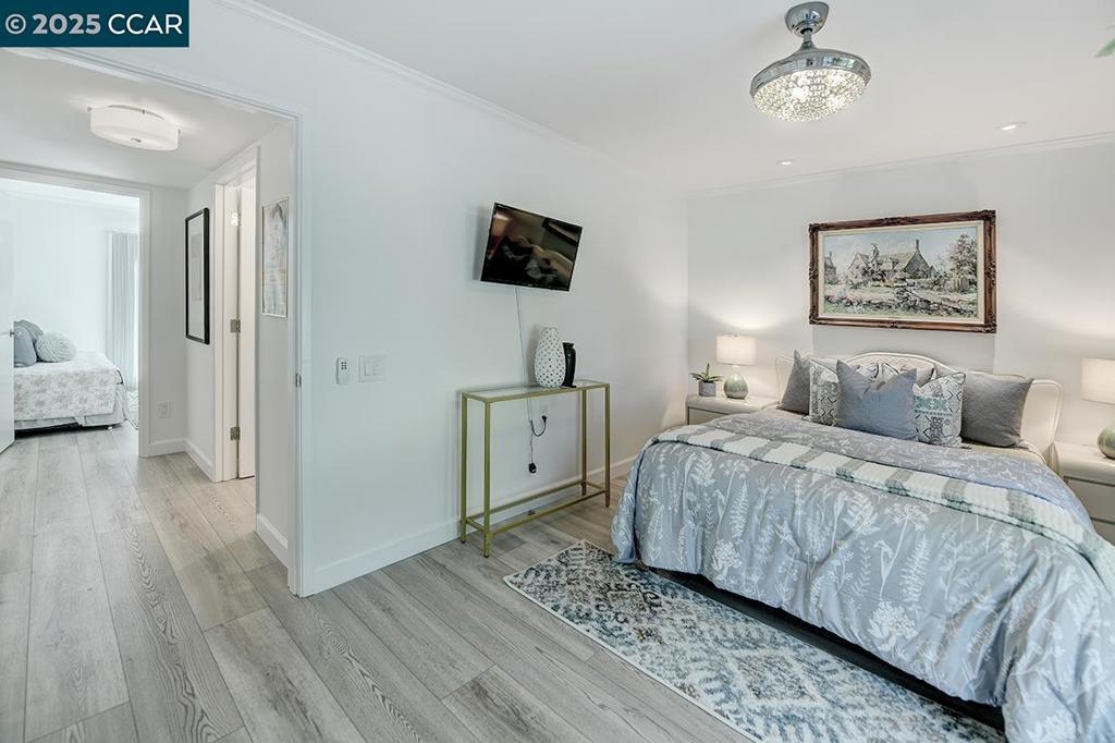 ROSSMOOR - Residential
