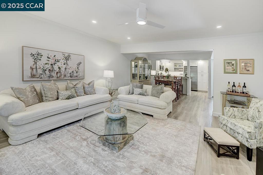 ROSSMOOR - Residential