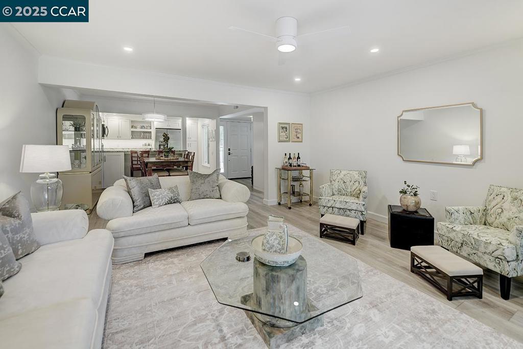 ROSSMOOR - Residential