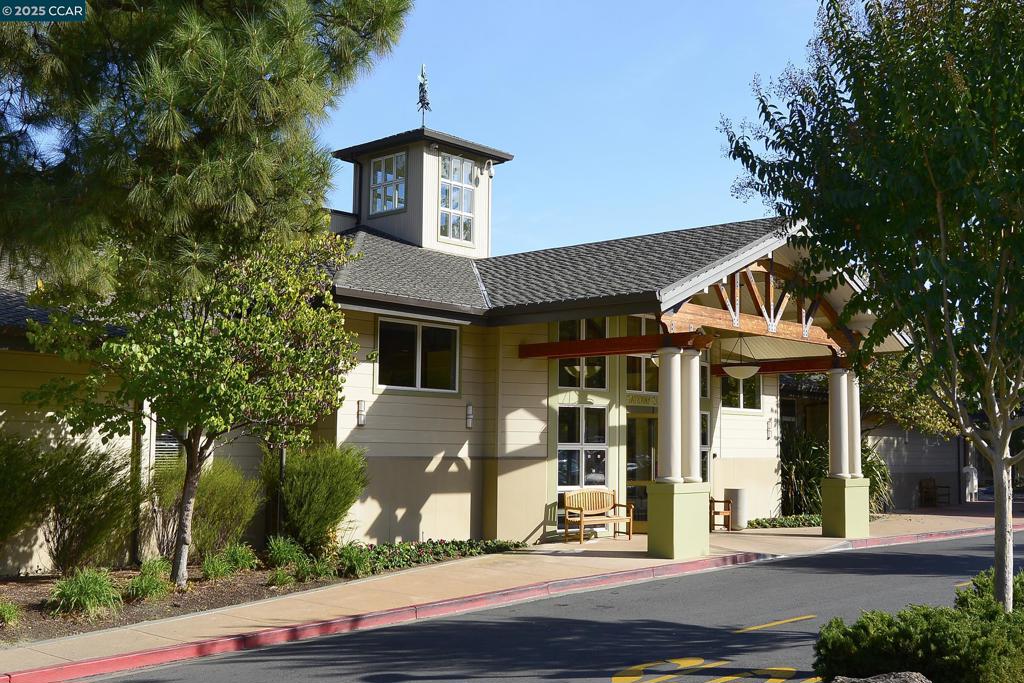 ROSSMOOR - Residential