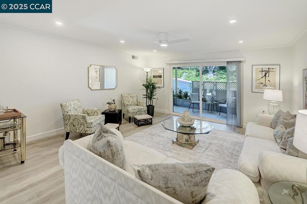 ROSSMOOR - Residential