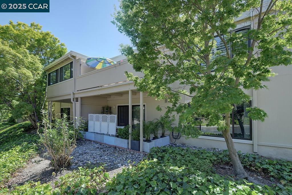 ROSSMOOR - Residential