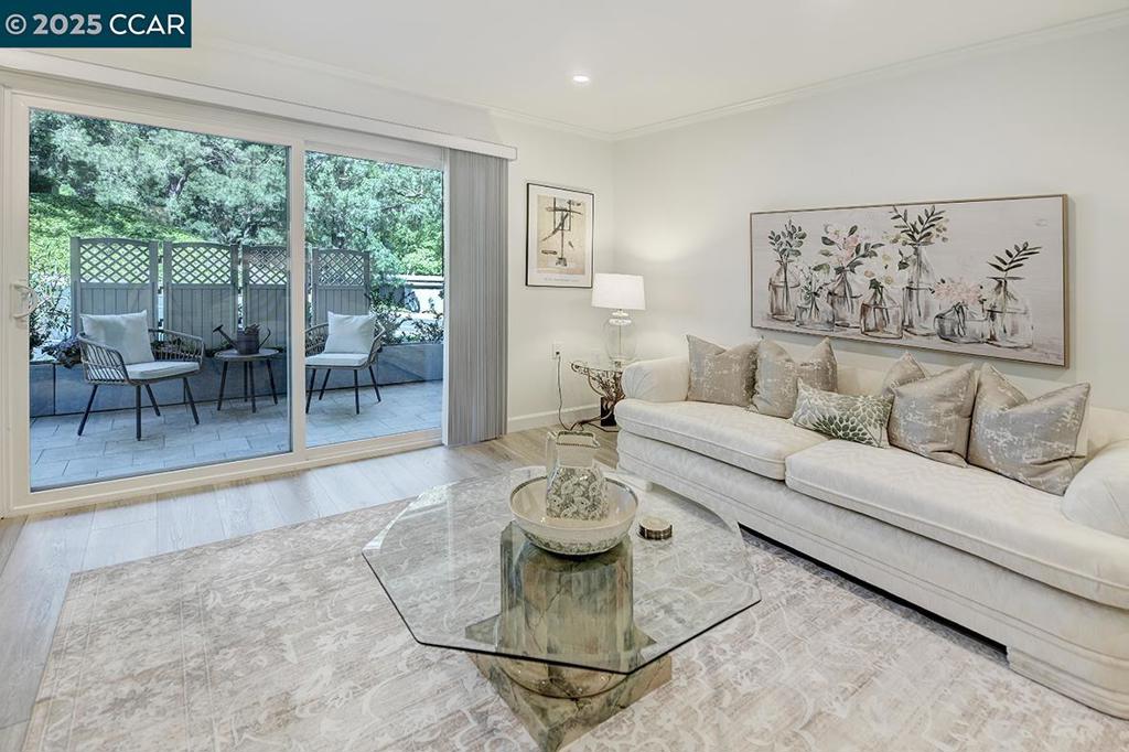 ROSSMOOR - Residential