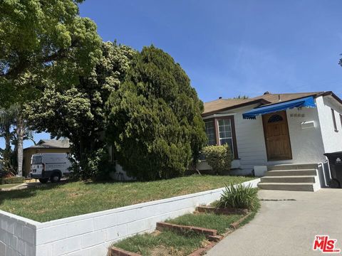 Photo of 6556 Forbes Avenue, Van Nuys, CA 91406 (MLS # 26668963)