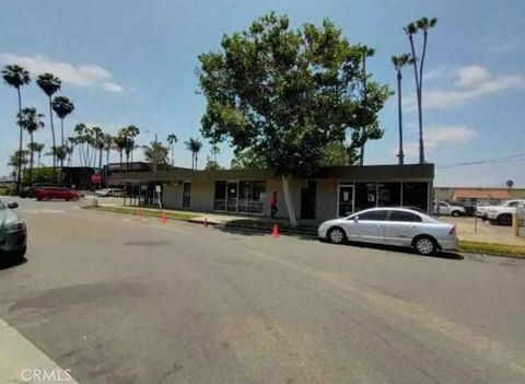 1535 E 1st St Santa Ana CA 92701