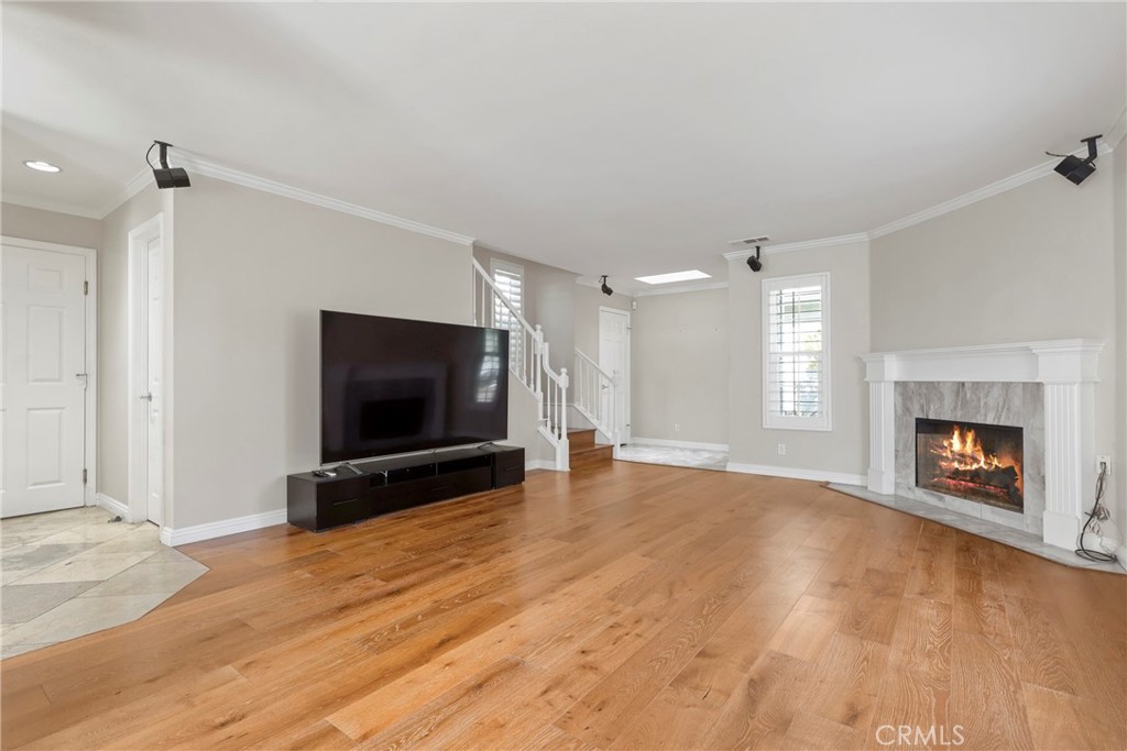 3327 California Avenue