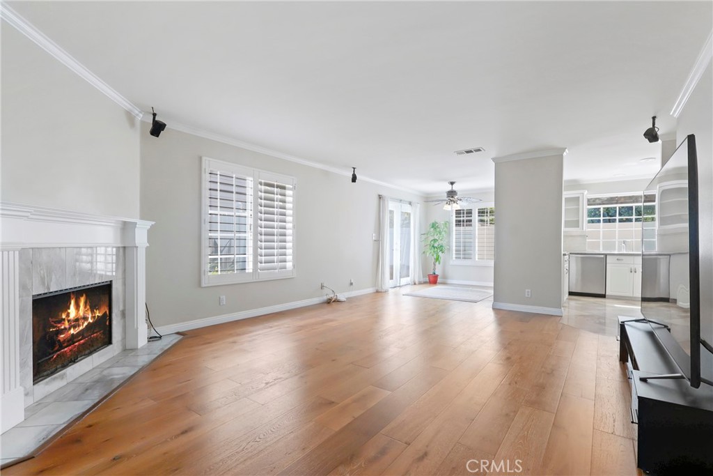 3327 California Avenue