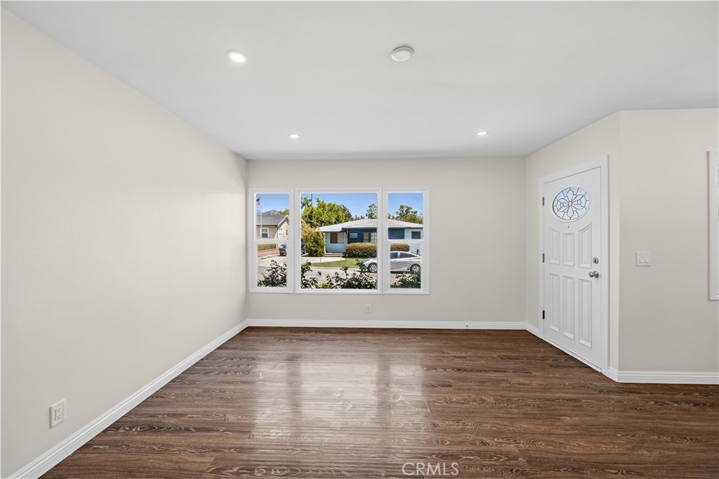 147 N Galanto Avenue