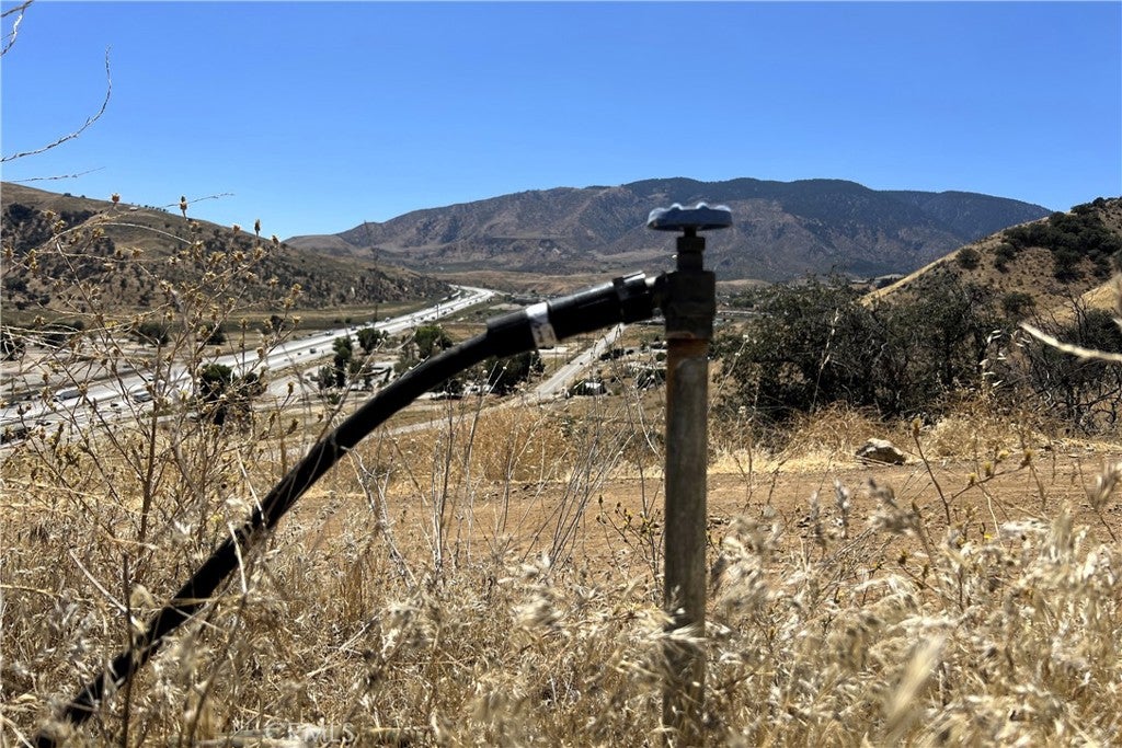1588 Ridge Route Drive